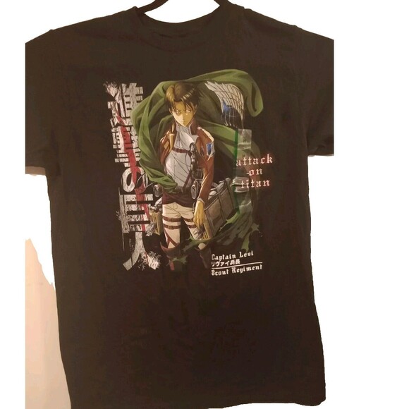 Attack On Titan Captain Levi Men's Medium Black T-shirt - Picture 8 of 9